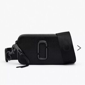 Marc Jacobs THE SNAPSHOT
DTM